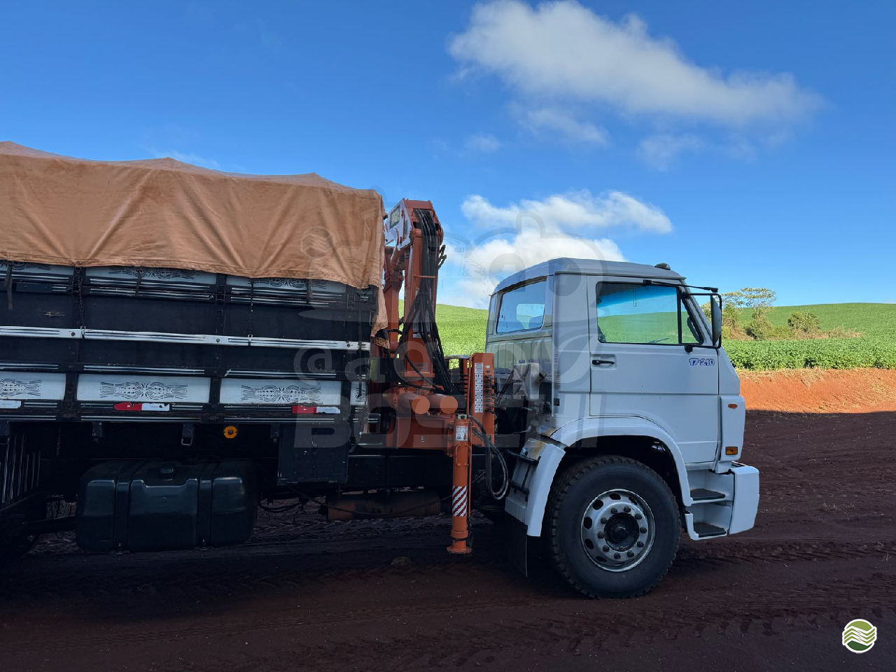 CAMINHAO VOLKSWAGEN VW 17210 Graneleiro Truck 6x2 AgroBoschi SAO JORGE DO IVAI PARANÁ PR